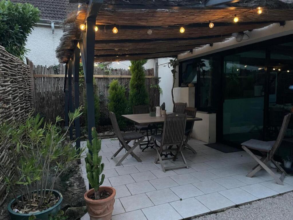 Gite Et Studios Les Barongeres Farges-les-Chalon المظهر الخارجي الصورة